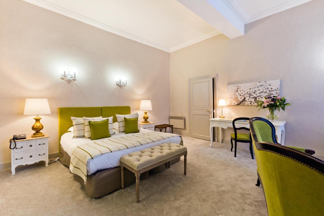 Hotel Hob Montespan Talleyrand Bourbon-lʼArchambault Exterior foto