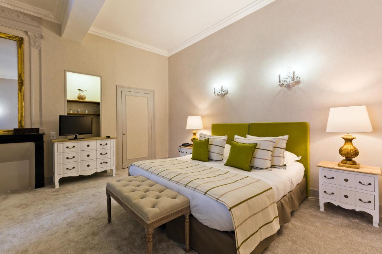 Hotel Hob Montespan Talleyrand Bourbon-lʼArchambault Exterior foto