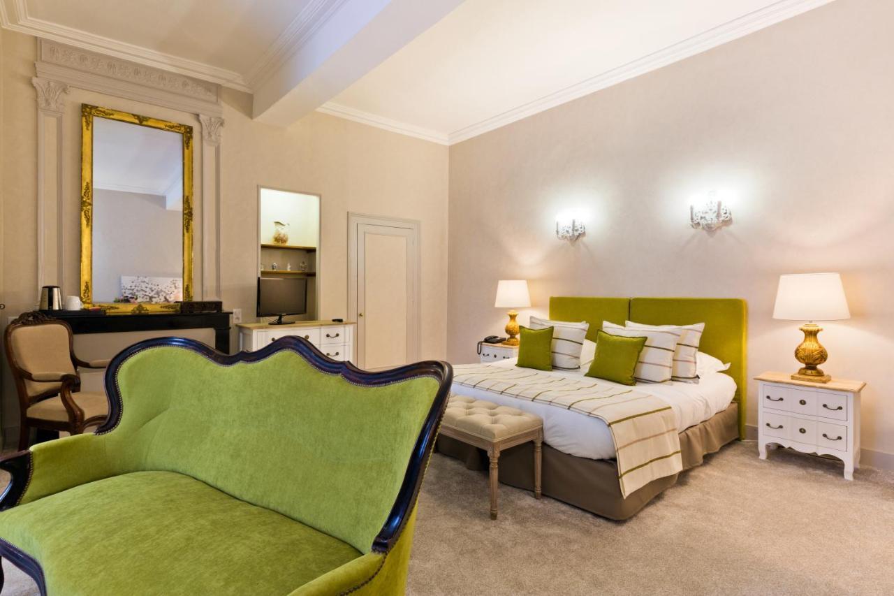 Hotel Hob Montespan Talleyrand Bourbon-lʼArchambault Exterior foto