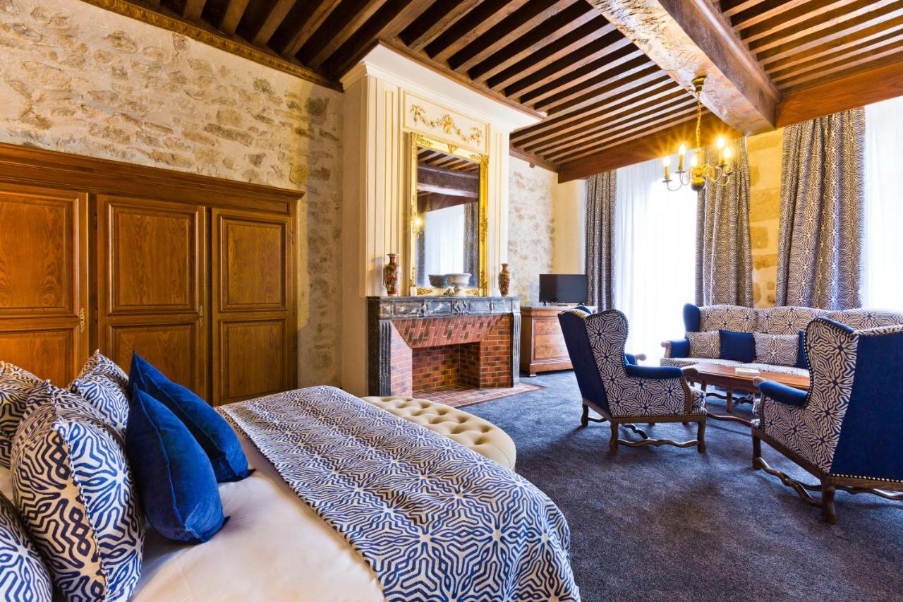 Hotel Hob Montespan Talleyrand Bourbon-lʼArchambault Exterior foto
