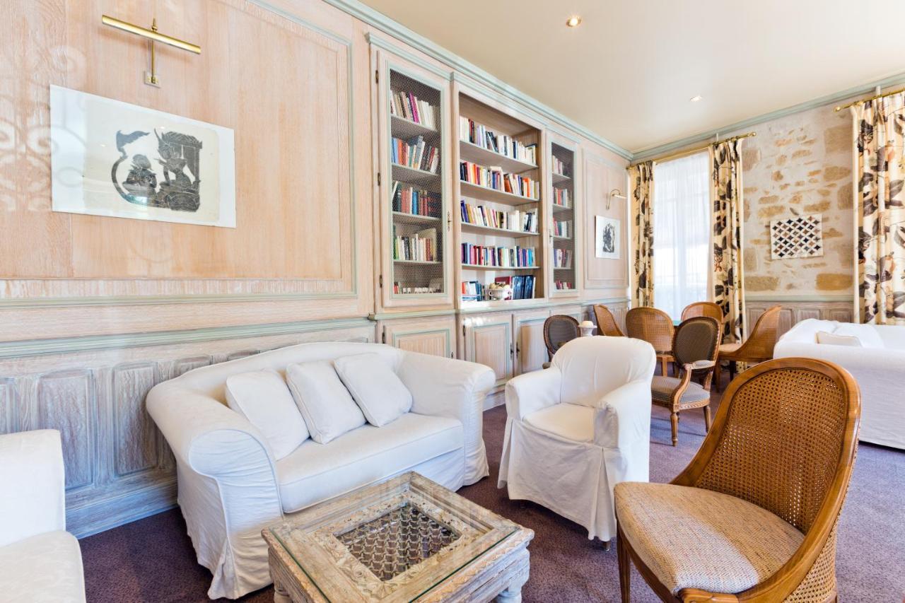 Hotel Hob Montespan Talleyrand Bourbon-lʼArchambault Exterior foto